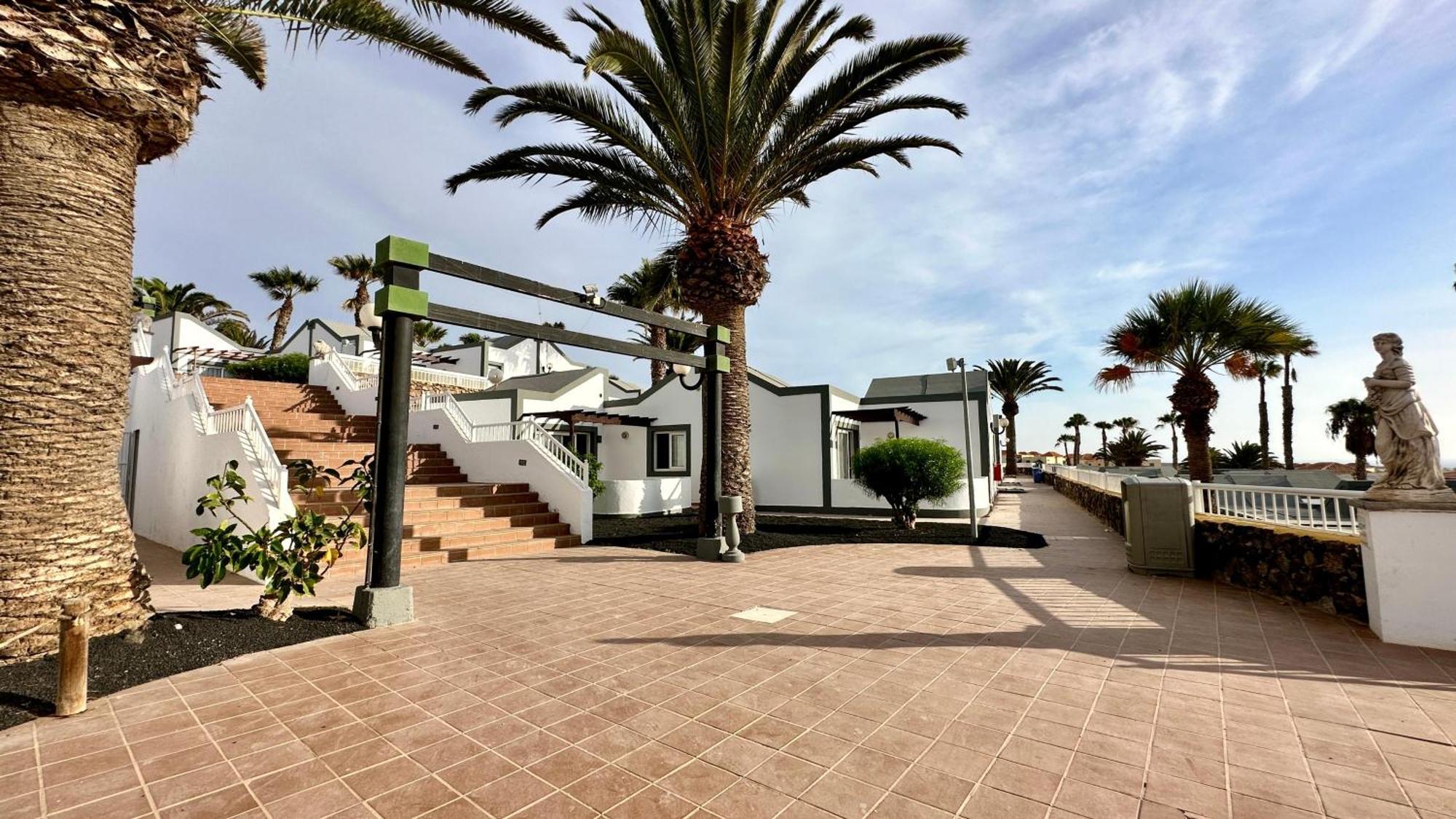 Caleta Dorada Aparthotel Caleta De Fuste Ngoại thất bức ảnh