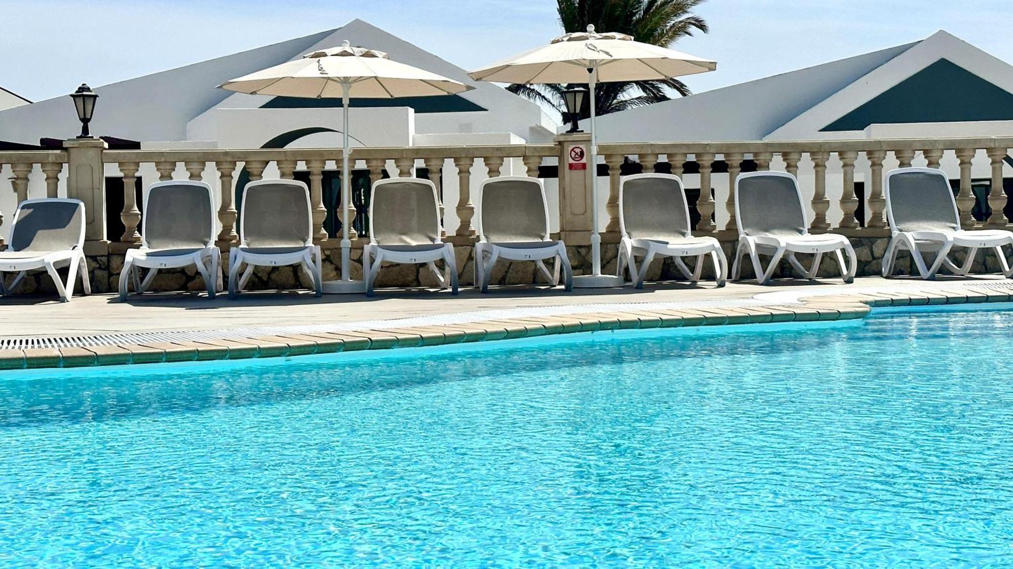 Caleta Dorada Aparthotel Caleta De Fuste Ngoại thất bức ảnh