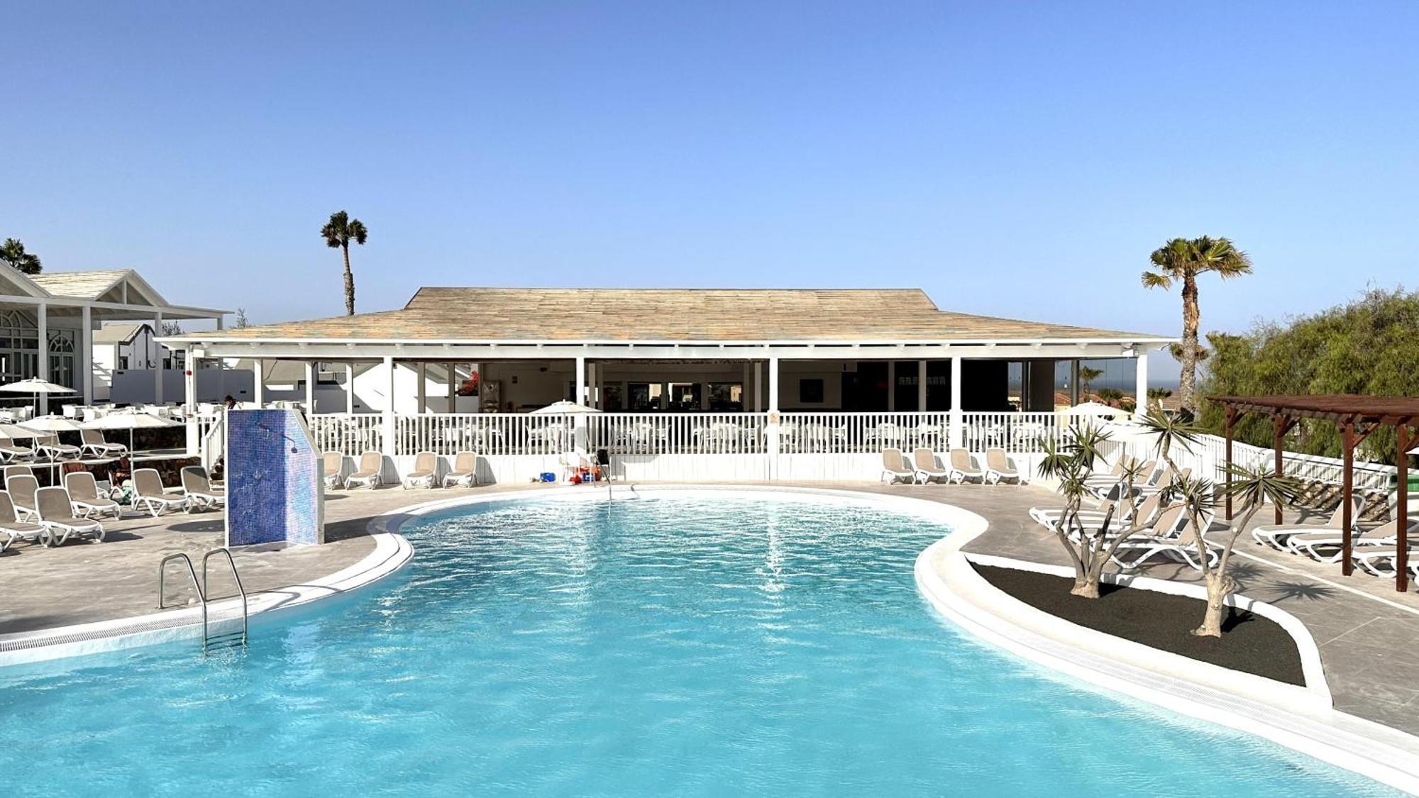 Caleta Dorada Aparthotel Caleta De Fuste Ngoại thất bức ảnh
