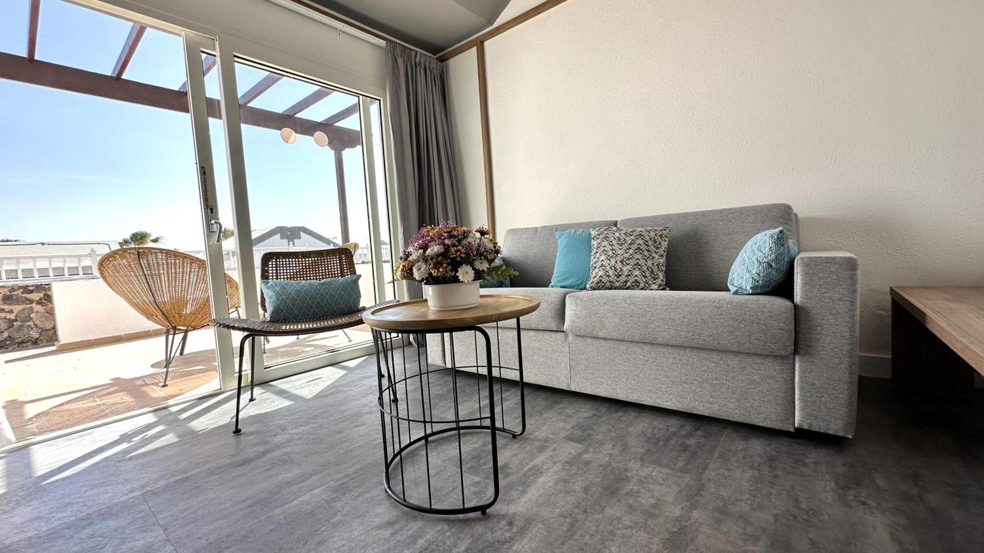 Caleta Dorada Aparthotel Caleta De Fuste Ngoại thất bức ảnh