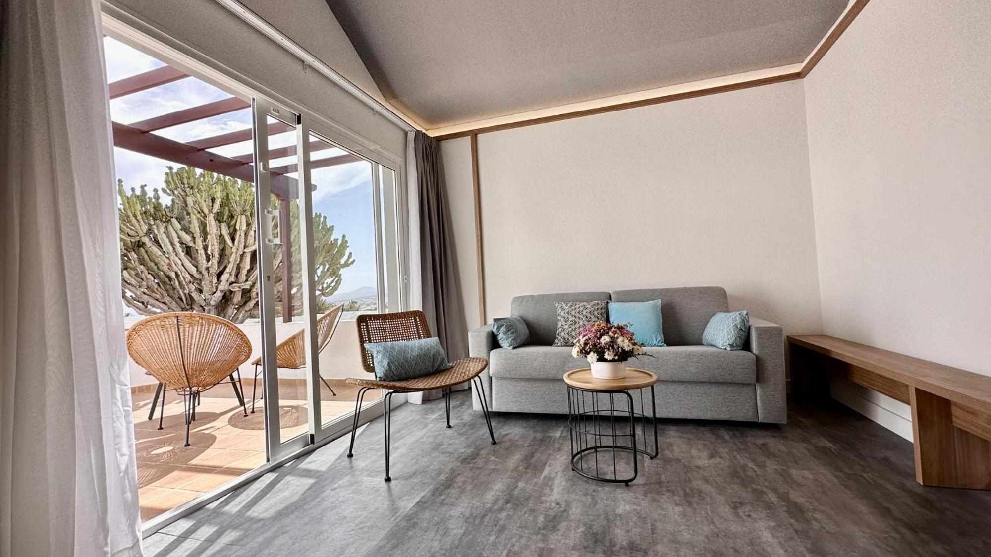 Caleta Dorada Aparthotel Caleta De Fuste Ngoại thất bức ảnh